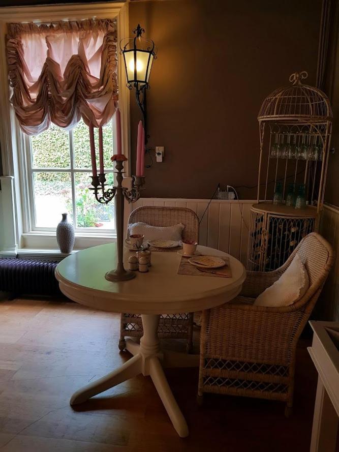 B&B Villa De Thee Tuin Bellingwolde ภายนอก รูปภาพ