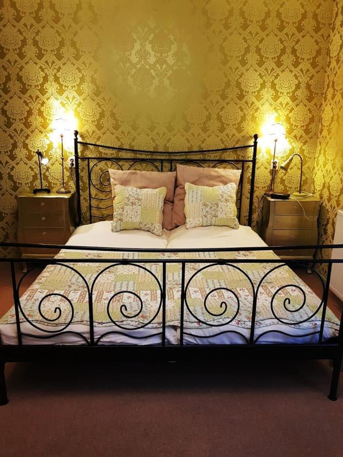 B&B Villa De Thee Tuin Bellingwolde ภายนอก รูปภาพ