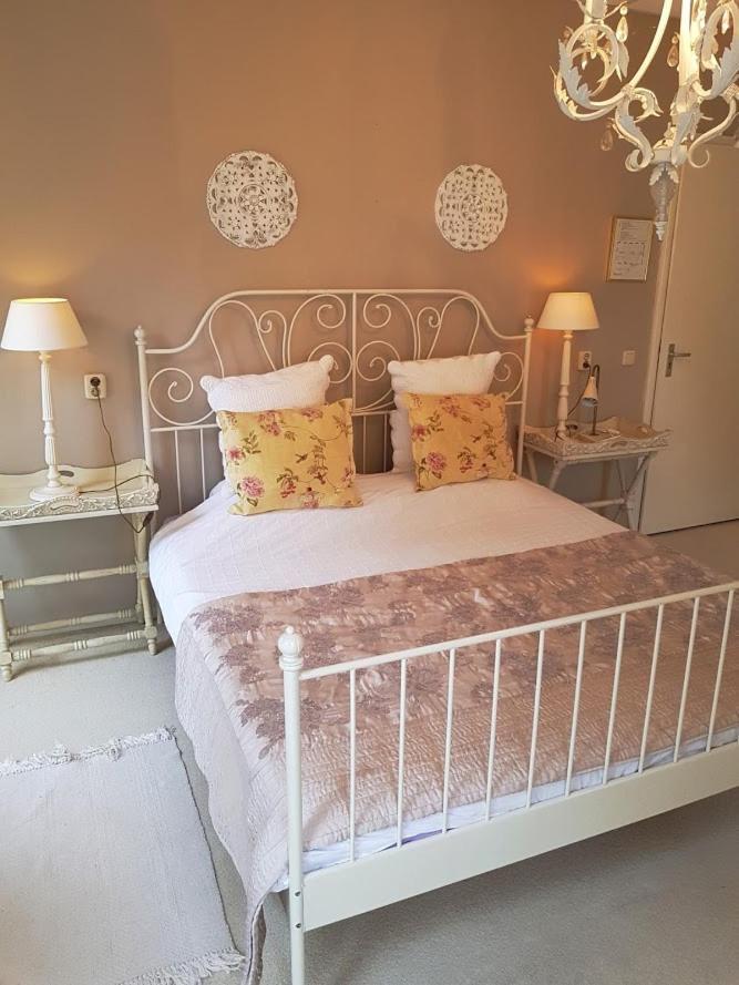 B&B Villa De Thee Tuin Bellingwolde ภายนอก รูปภาพ